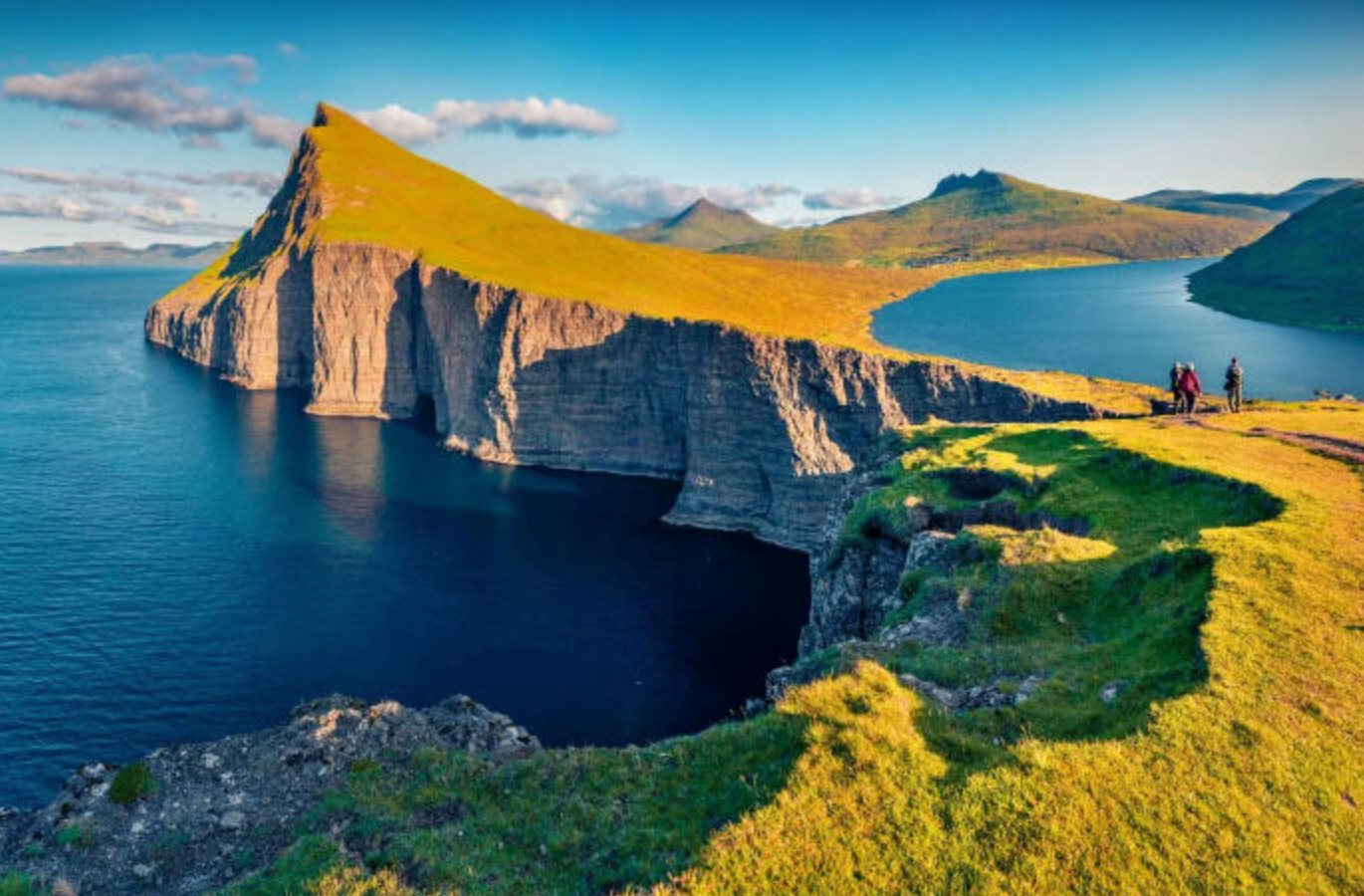 Đóng thuế 50 % thu nhập mà vẫn hạnh phúc: Bí quyết từ Bắc Âu cho kinh doanh thành công - Ảnh 3. Đóng thuế 50 % thu nhập mà vẫn hạnh phúc: Bí quyết từ Bắc Âu cho kinh doanh thành công - Ảnh 3.