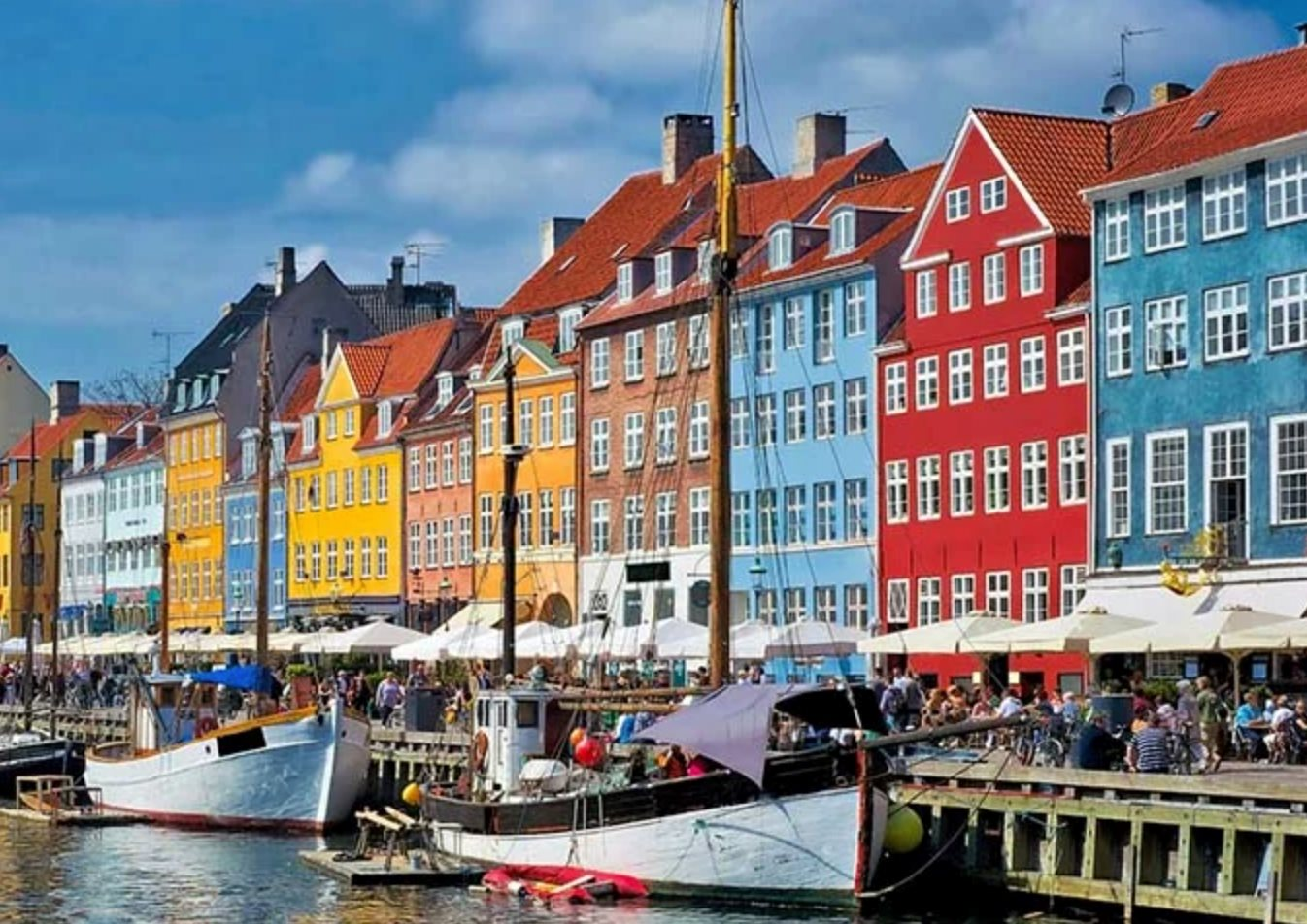 Đóng thuế 50 % thu nhập mà vẫn hạnh phúc: Bí quyết từ Bắc Âu cho kinh doanh thành công - Ảnh 2. Đóng thuế 50 % thu nhập mà vẫn hạnh phúc: Bí quyết từ Bắc Âu cho kinh doanh thành công - Ảnh 2.