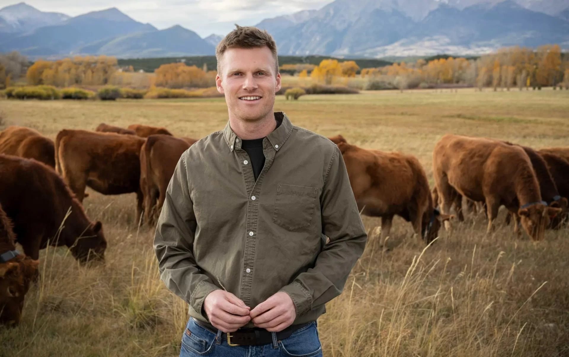 CEO 30 tuổi khởi nghiệp với vòng cổ bò , tạo ra startup 2 tỷ USD - Ảnh 2. CEO 30 tuổi khởi nghiệp với vòng cổ bò , tạo ra startup 2 tỷ USD - Ảnh 2.