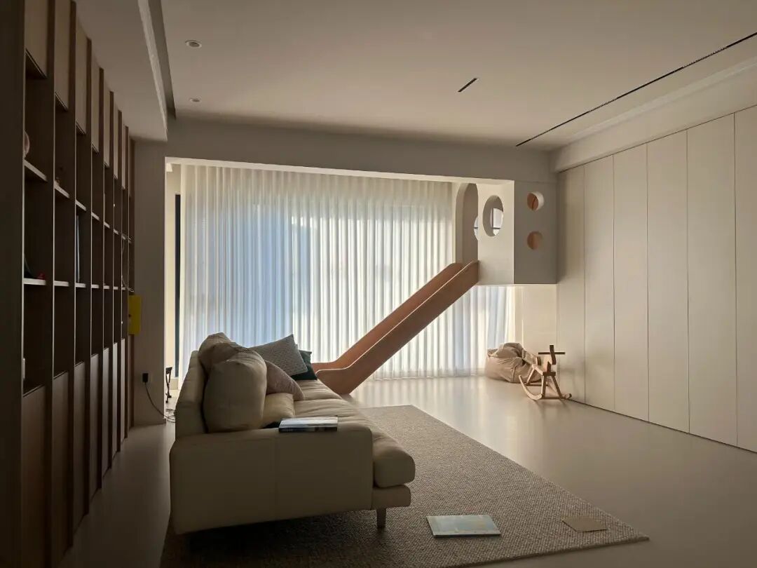 Có một kiểu hạnh phúc rất “đời thường”: 8 chi tiết thiết kế nhỏ giúp ngôi nhà sống càng lâu càng thấy dễ chịu - Ảnh 8.