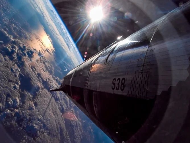 Elon Musk và Canh bạc AI: Xây dựng nhà máy chip 1 . 600 Tỷ USD tại Mỹ - Ảnh 2. Elon Musk và Canh bạc AI: Xây dựng nhà máy chip 1 . 600 Tỷ USD tại Mỹ - Ảnh 2.