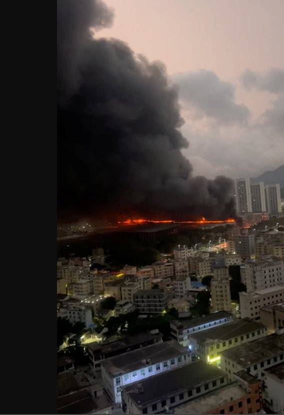 BYD xác nhận vụ hỏa hoạn tại bãi đậu xe Thâm Quyến , Cổ phiếu giảm 0 , 6 % - Ảnh 2. BYD xác nhận vụ hỏa hoạn tại bãi đậu xe Thâm Quyến , Cổ phiếu giảm 0 , 6 % - Ảnh 2.