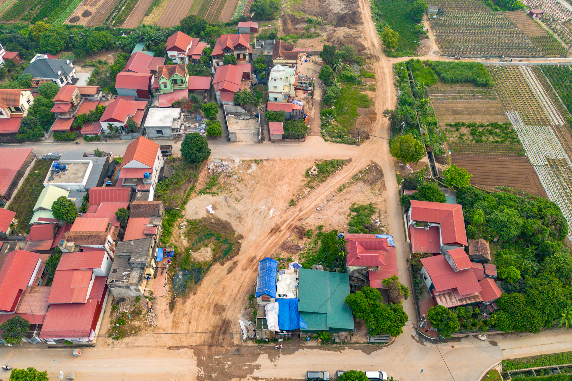 Cận cảnh 2 cây cầu trị giá 16.000 tỷ đồng, kết nối các khu đô thị hàng chục tỷ USD, chiếm 50% nguồn cung căn hộ Hà Nội - Ảnh 9.