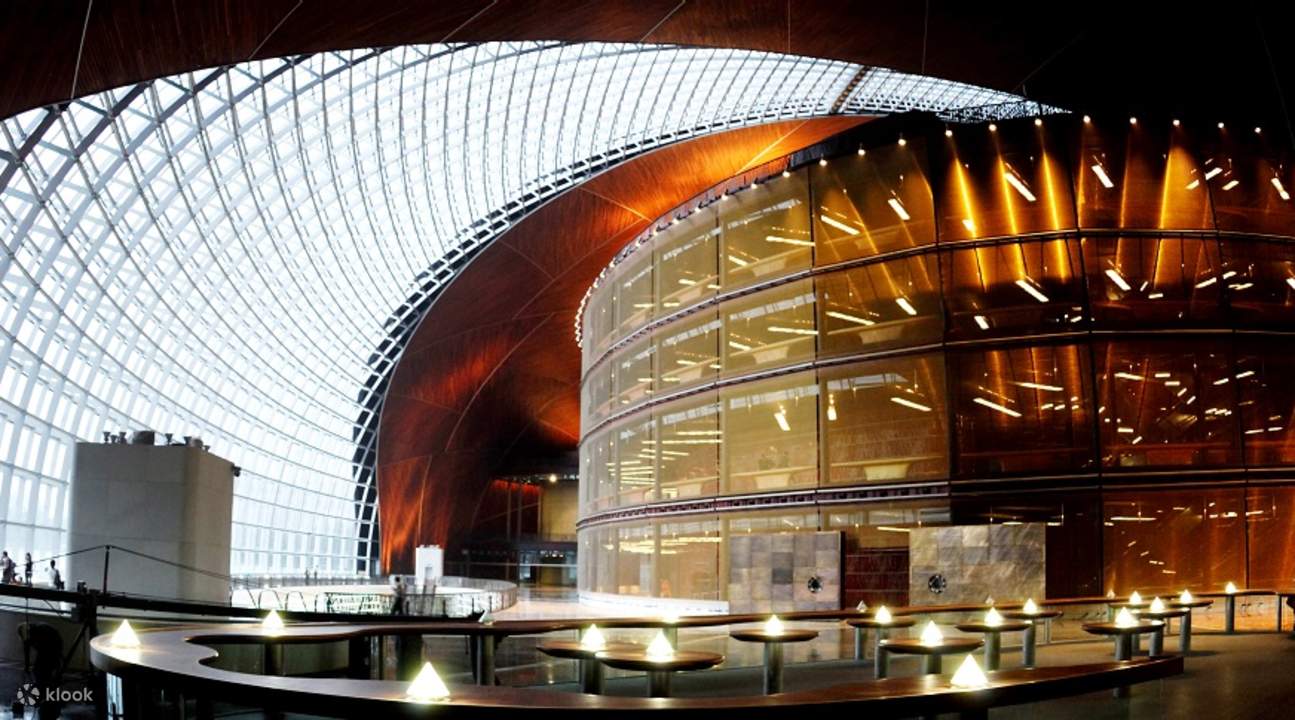 Công trình phu nhân TBT Tô Lâm vừa thăm: Bao quanh bởi hồ nhân tạo, có lối vào qua hành lang ngầm - Ảnh 7.