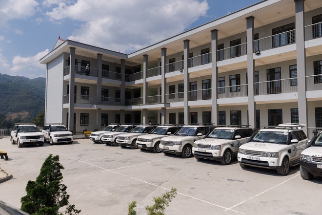 Video 10 phút tóm gọn gần 3.000km dàn Range Rover tới Tây Bắc: Nhiều cung đường khắc nghiệt thử thách sự bền bỉ của cả đoàn người và xe- Ảnh 4.