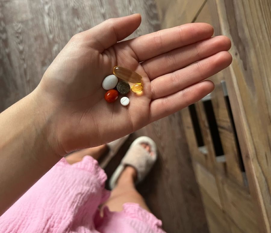 Hải Phòng: 1 phụ nữ 35 tuổi bị tróc da như "cua lột" vì thói quen dùng thuốc cực kỳ phổ biến - Ảnh 3.