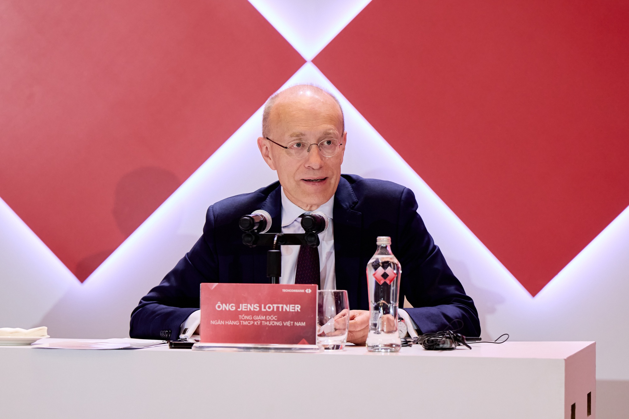 Tỷ lệ cho vay bất động sản quá 50% - Lãnh đạo Techcombank lên tiếng- Ảnh 1.