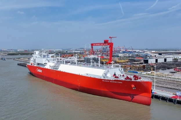 Phát hiện tàu Trung Quốc nặng 100.000 tấn bắt đầu di chuyển, thực hiện nhiệm vụ quan trọng  - Ảnh 1.