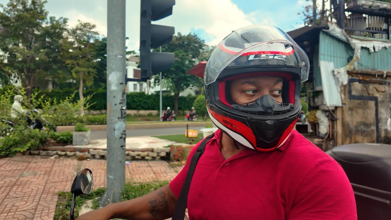 Cựu quân nhân Mỹ tại Việt Nam: Cuộc sống hạnh phúc và bình yên giữa áp lực tài chính - Ảnh 3. Cựu quân nhân Mỹ tại Việt Nam: Cuộc sống hạnh phúc và bình yên giữa áp lực tài chính - Ảnh 3.