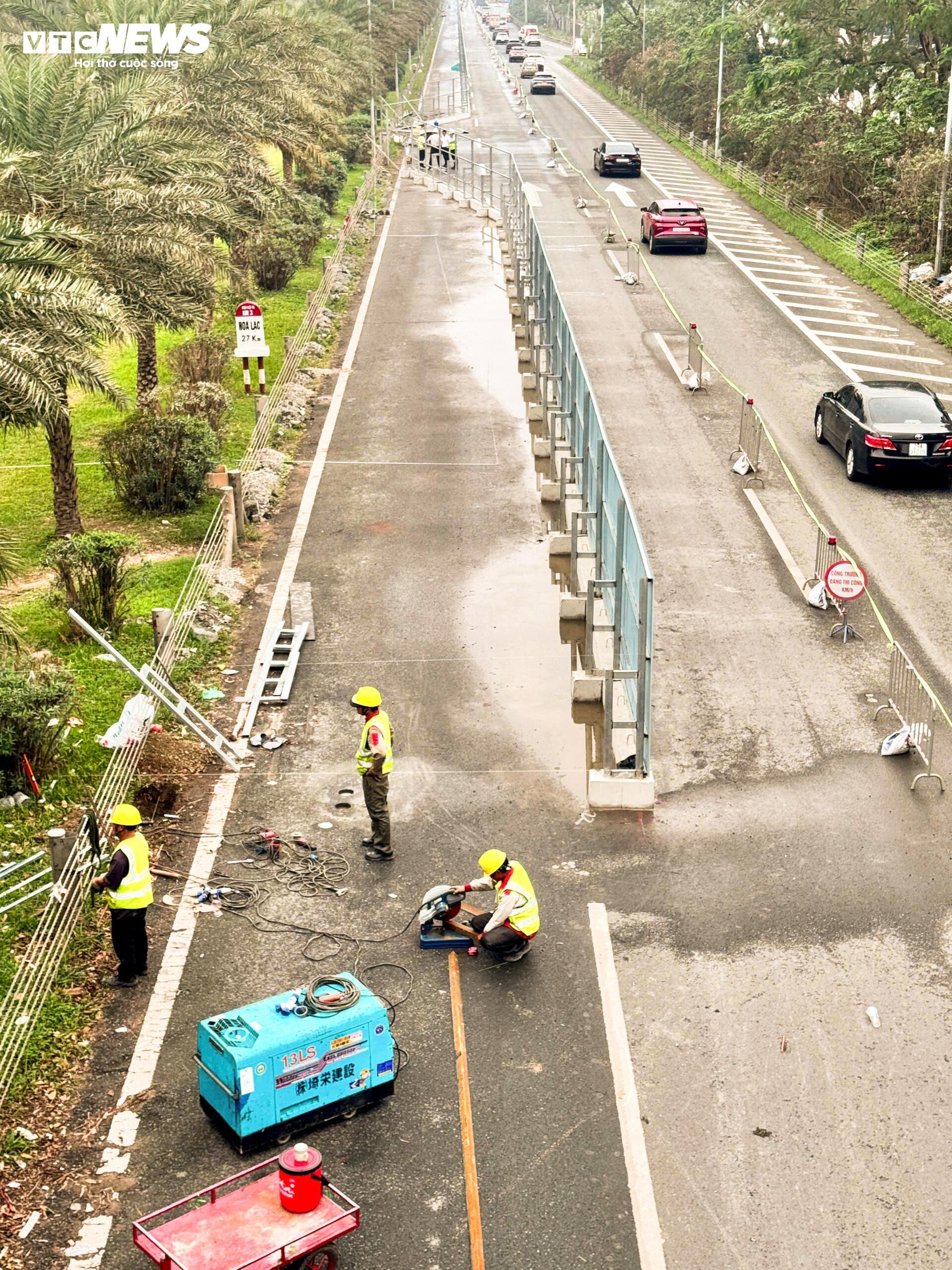 Ùn tắc Đại lộ Thăng Long kéo dài Do thi công metro số 5 từ 2026 đến 2027 - Ảnh 8. Ùn tắc Đại lộ Thăng Long kéo dài Do thi công metro số 5 từ 2026 đến 2027 - Ảnh 8.