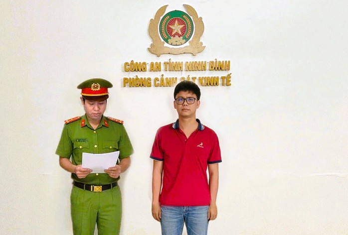 Mua bán hóa đơn khống, một giám đốc công ty bị khởi tố - Ảnh 1.