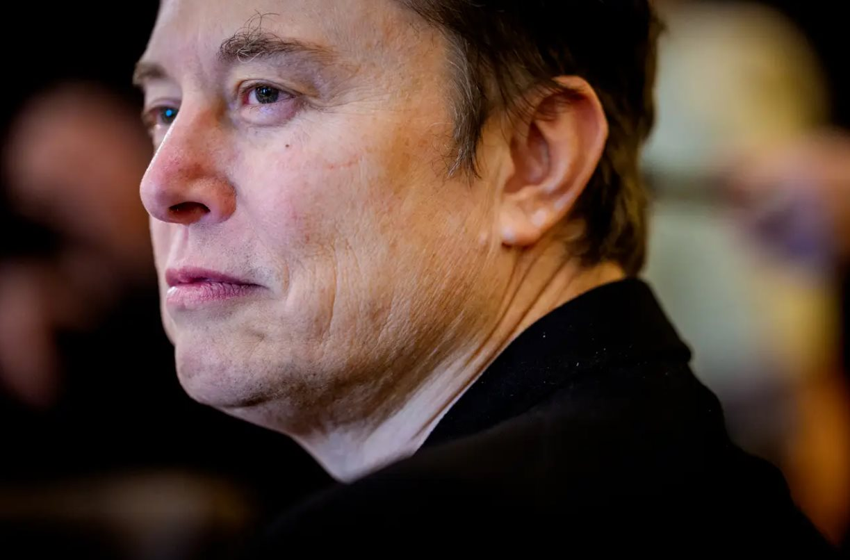 Hỗn loạn trước IPO 1 . 500 Tỷ USD của SpaceX và sự ra đi của “ Cánh tay phải ” Elon Musk - Ảnh 3.