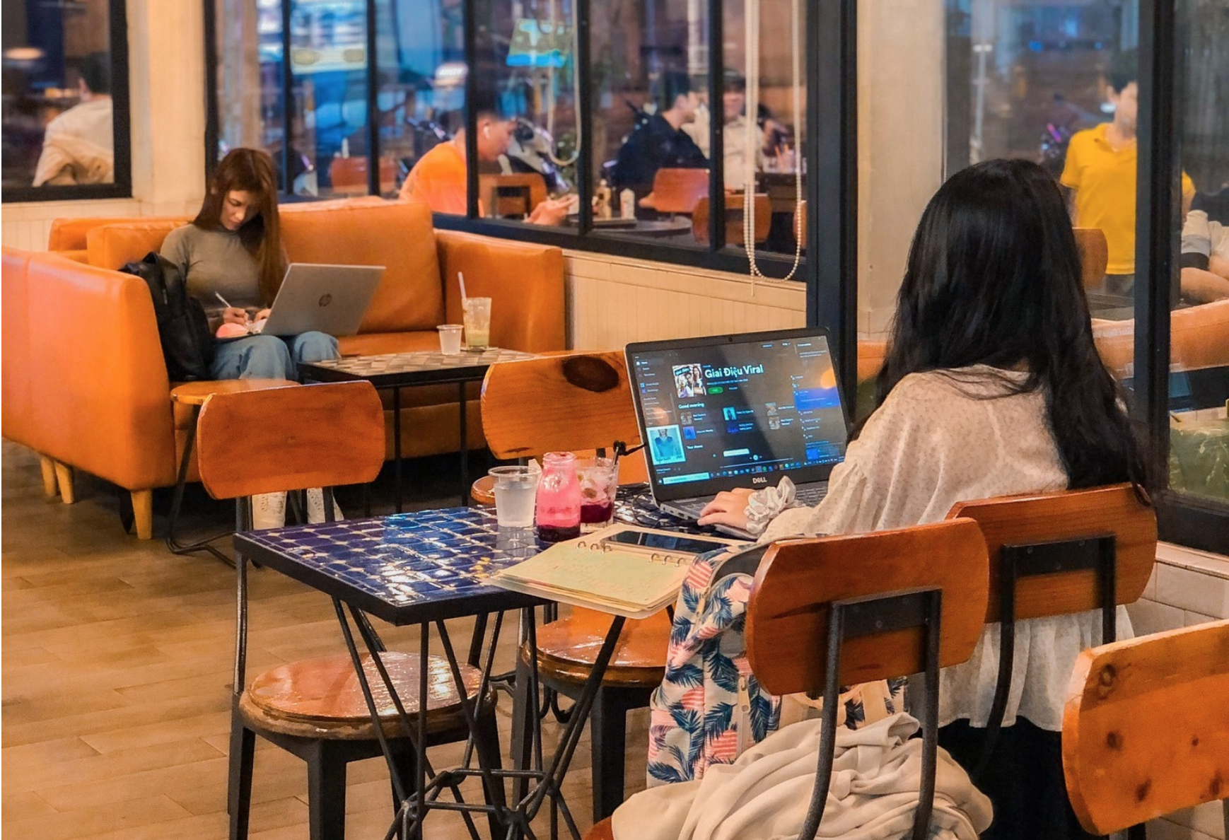 “Thanh niên 3 không” tăng nhanh, chạm mốc 1,6 triệu người - Ảnh 1.