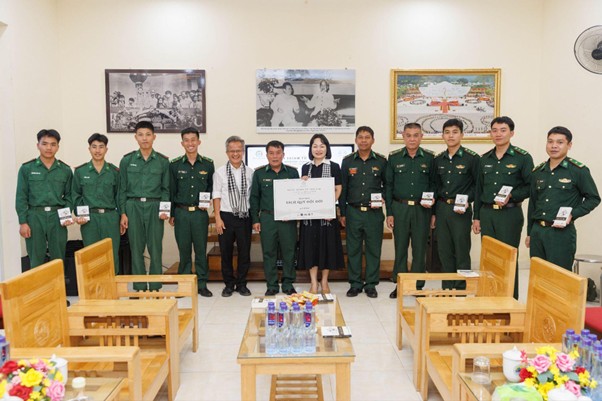 Hành trình Từ Trái Tim: Kết nối giảng đường và biên cương, tiếp lửa khát vọng lớn cho thế hệ trẻ - Ảnh 8.