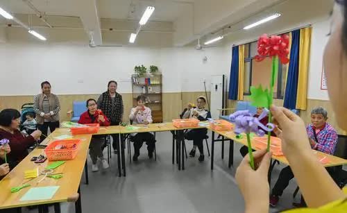 Một trường mầm non chuyển 1 phần làm viện dưỡng lão: Cải tạo trong 1 tháng, nhiều dịch vụ miễn phí - Ảnh 2.