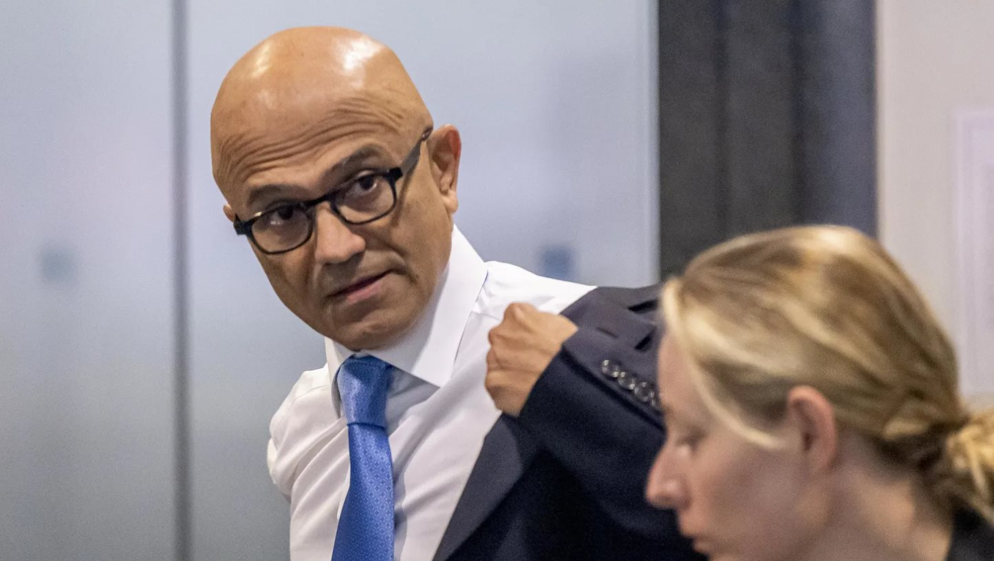 CEO Satya Nadella lo ngại OpenAI vượt mặt Microsoft trong cuộc chiến công nghệ 2026 - Ảnh 1.