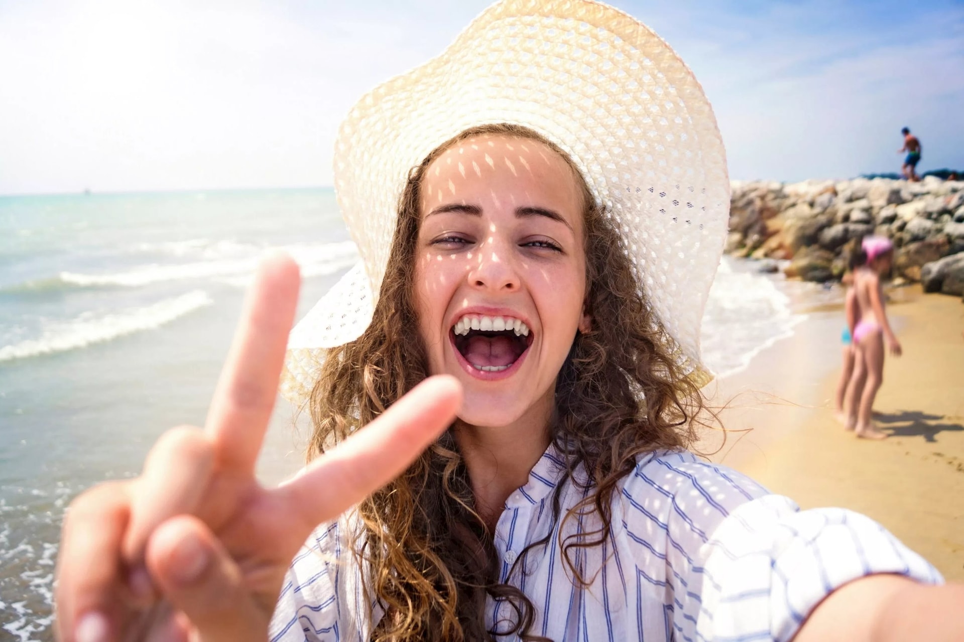AI có thể sao chép dấu vân tay từ ảnh selfie , cơn ác mộng bảo mật sinh trắc học - Ảnh 2.