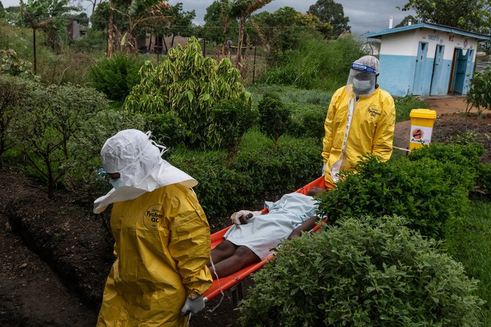 Dịch Ebola lan nhanh ở Congo - Ảnh 1. Dịch Ebola lan nhanh ở Congo - Ảnh 1.