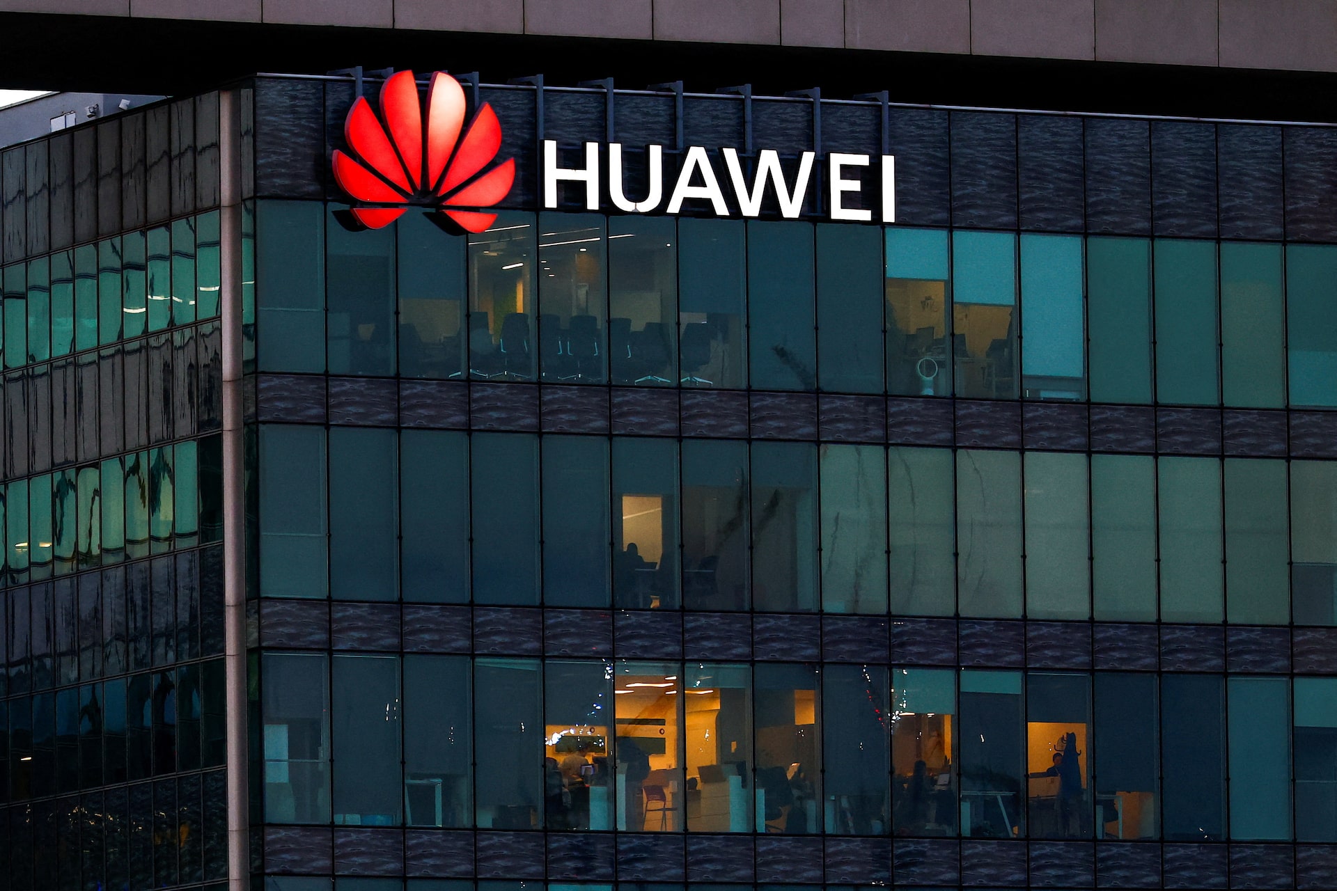 Huawei và tham vọng lội ngược dòng trong ngành sản xuất chip bán dẫn năm 2026 - Ảnh 4. Huawei và tham vọng lội ngược dòng trong ngành sản xuất chip bán dẫn năm 2026 - Ảnh 4.