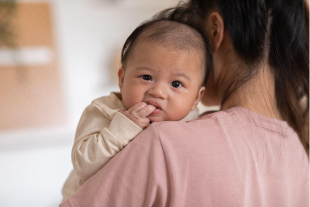 Cảnh báo gia tăng viêm phổi do RSV ở trẻ dưới 1 tuổi khi giao mùa