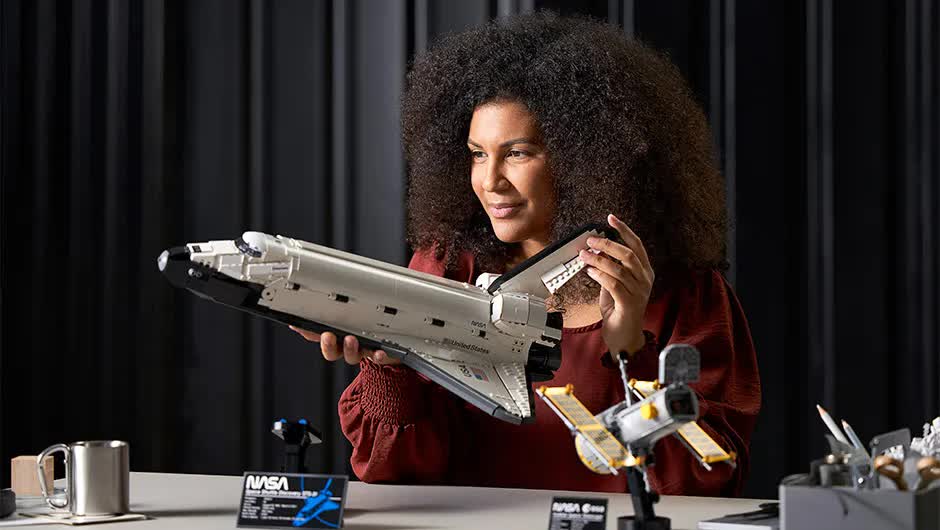"Phá" bí mật của LEGO: Vì sao những khối hình vô tri nhỏ xíu này trở thành ước mơ của mọi đứa trẻ nhỏ và cả "đứa trẻ lớn"? - Ảnh 6.
