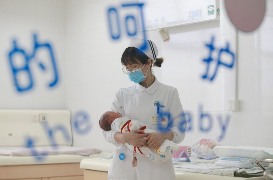 Cuộc khủng hoảng ngành sản khoa Trung Quốc năm 2026 và sự chuyển mình bất ngờ - Ảnh 3.