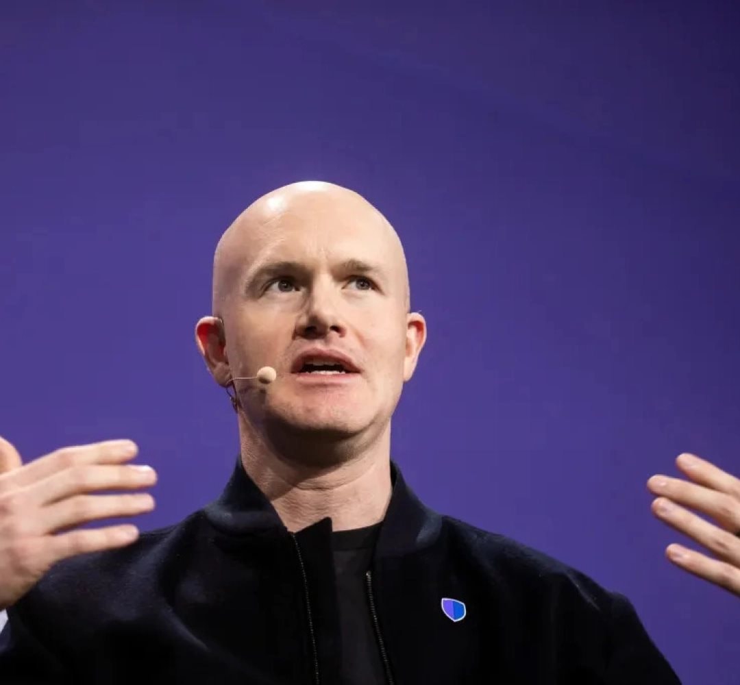 Coinbase cắt giảm 14 % nhân sự , đặt cược vào AI trong ngành tiền số năm 2026 - Ảnh 2.