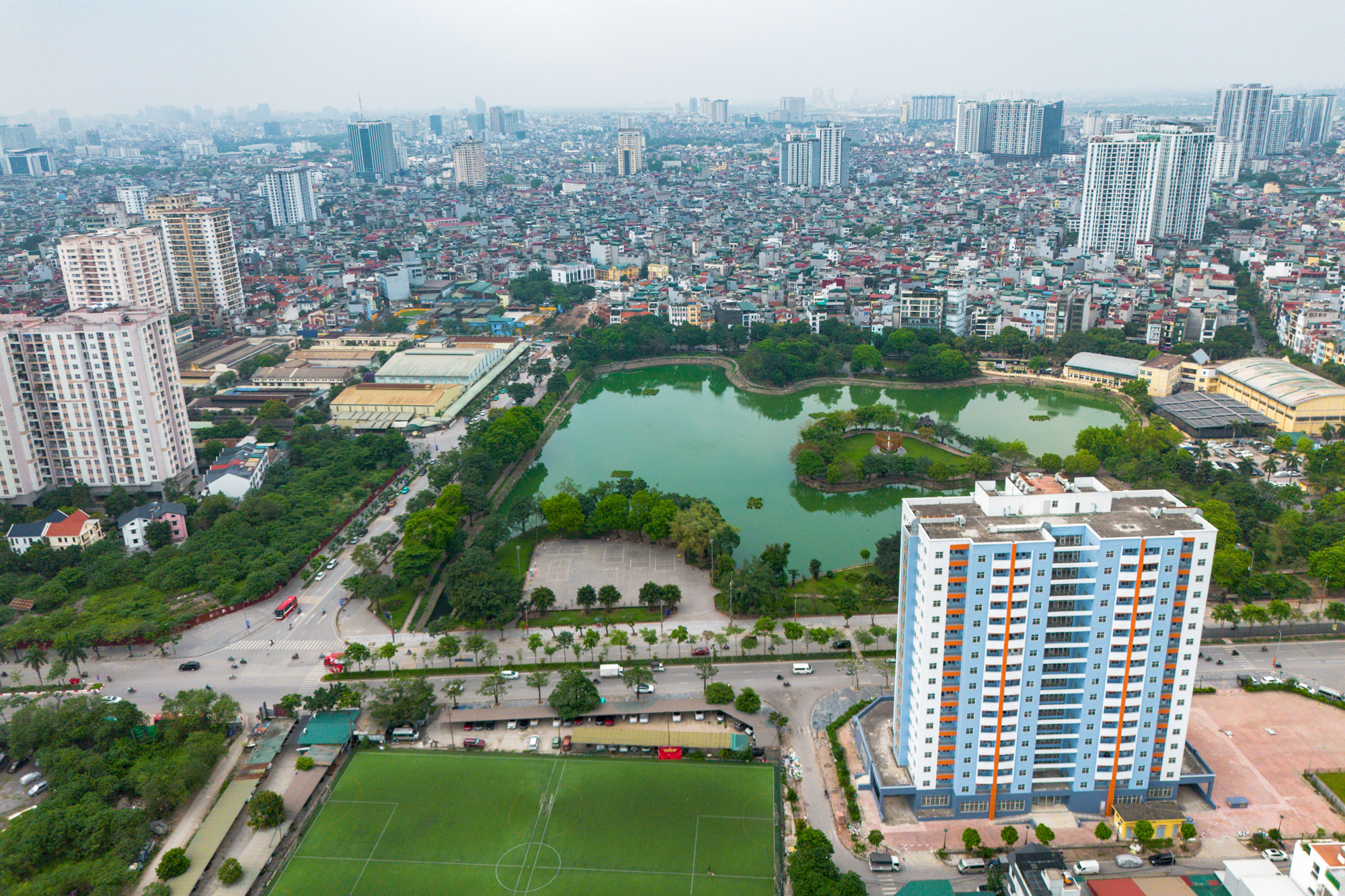 Toàn cảnh khu đất ven hồ sắp chuyển đổi từ nhà máy sang chung cư tại Hà Nội - Ảnh 10.