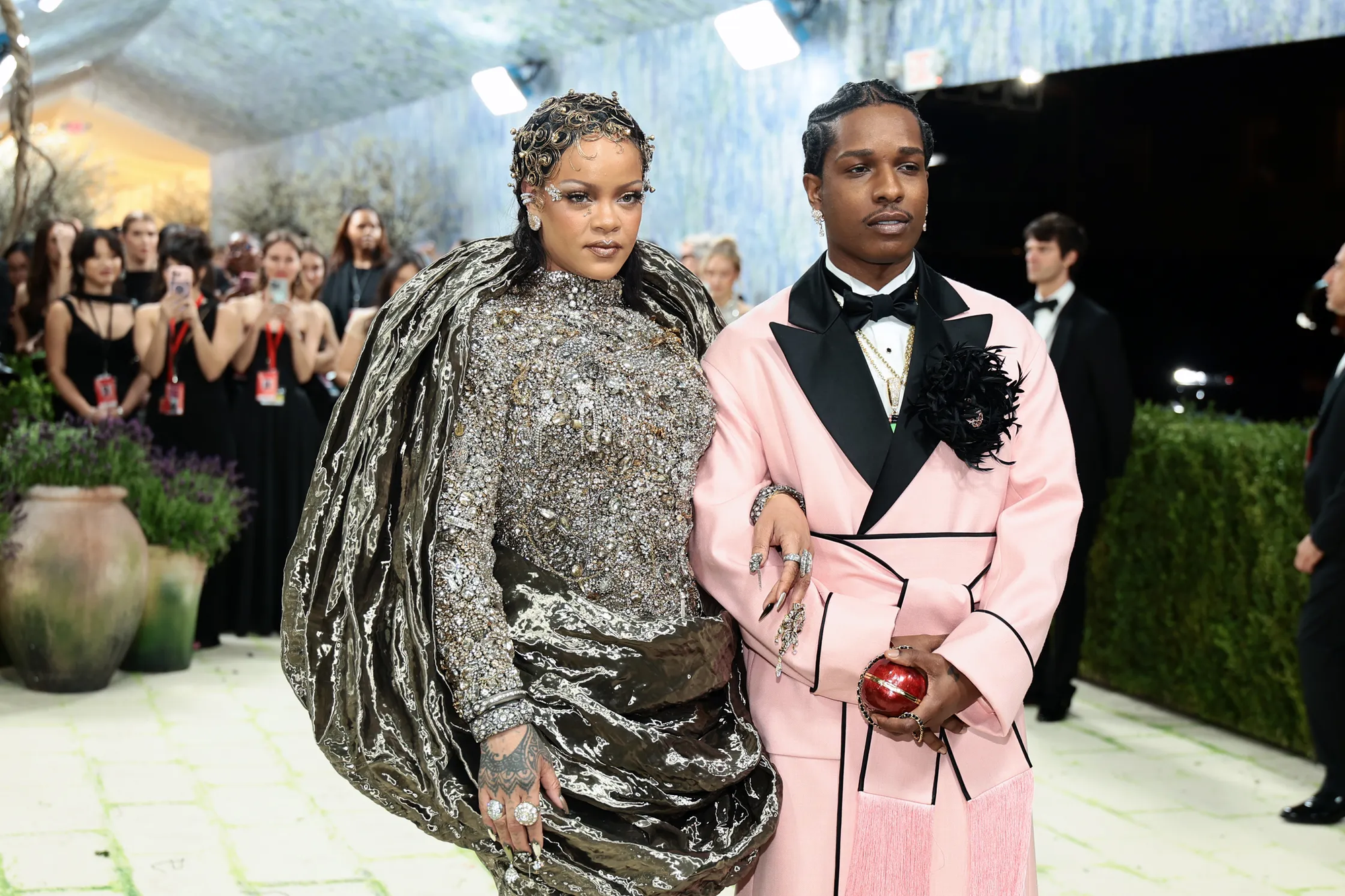Nhìn lại Met Gala 2026: Dàn sao diễn giải thời trang như nghệ thuật - Ảnh 3.