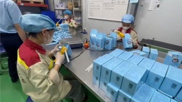 Khám xét công ty, khởi tố Giám đốc sản xuất cà phê muối Vũ Thị Hương SN 1974 - Ảnh 1.