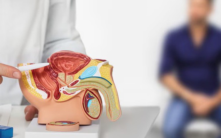 Bác sĩ nói thẳng với nam giới: Đừng trì hoãn nếu thấy 1 trong 10 dấu hiệu này, chúng có thể cảnh báo ung thư - Ảnh 1.
