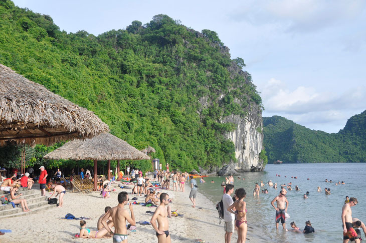 Không phải Mỹ Khê, đây mới là đại diện duy nhất của Việt Nam lọt top 100 bãi biển đẹp nhất thế giới - Ảnh 2.