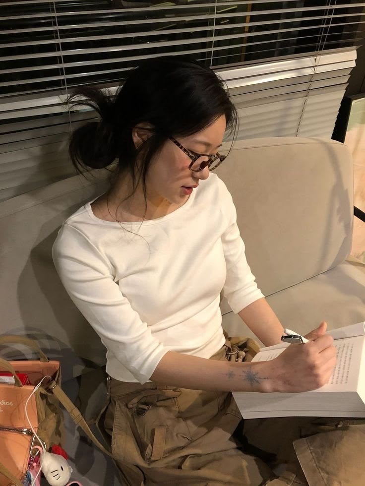 Tôi đã kiệt sức sau gần 2 năm cố gắng sống tối giản: Mỗi lần mua thứ gì cũng thấy có lỗi- Ảnh 2.