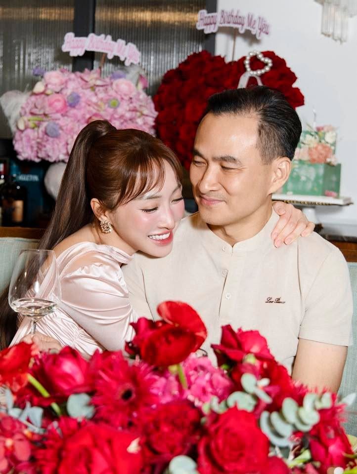 Giám đốc bảo tàng là tài tử đình đám, xây resort 5 sao ở Phú Quốc để cưới vợ đại gia kém 16 tuổi - Ảnh 5.