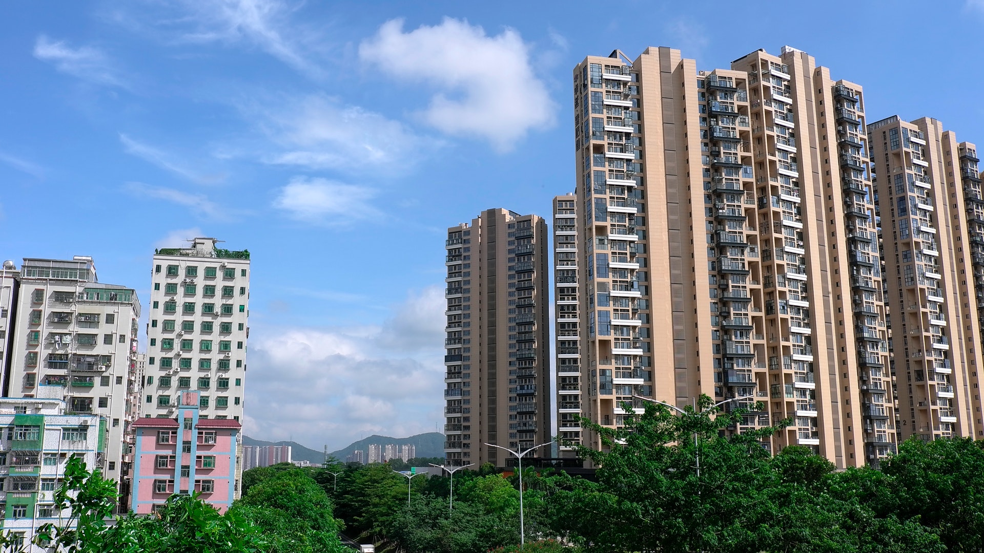 Làm môi giới bất động sản nhưng mua nhà vẫn chật vật: Câu chuyện 3 lần xuống tiền và những bài học đắt giá về thời điểm - Ảnh 1.