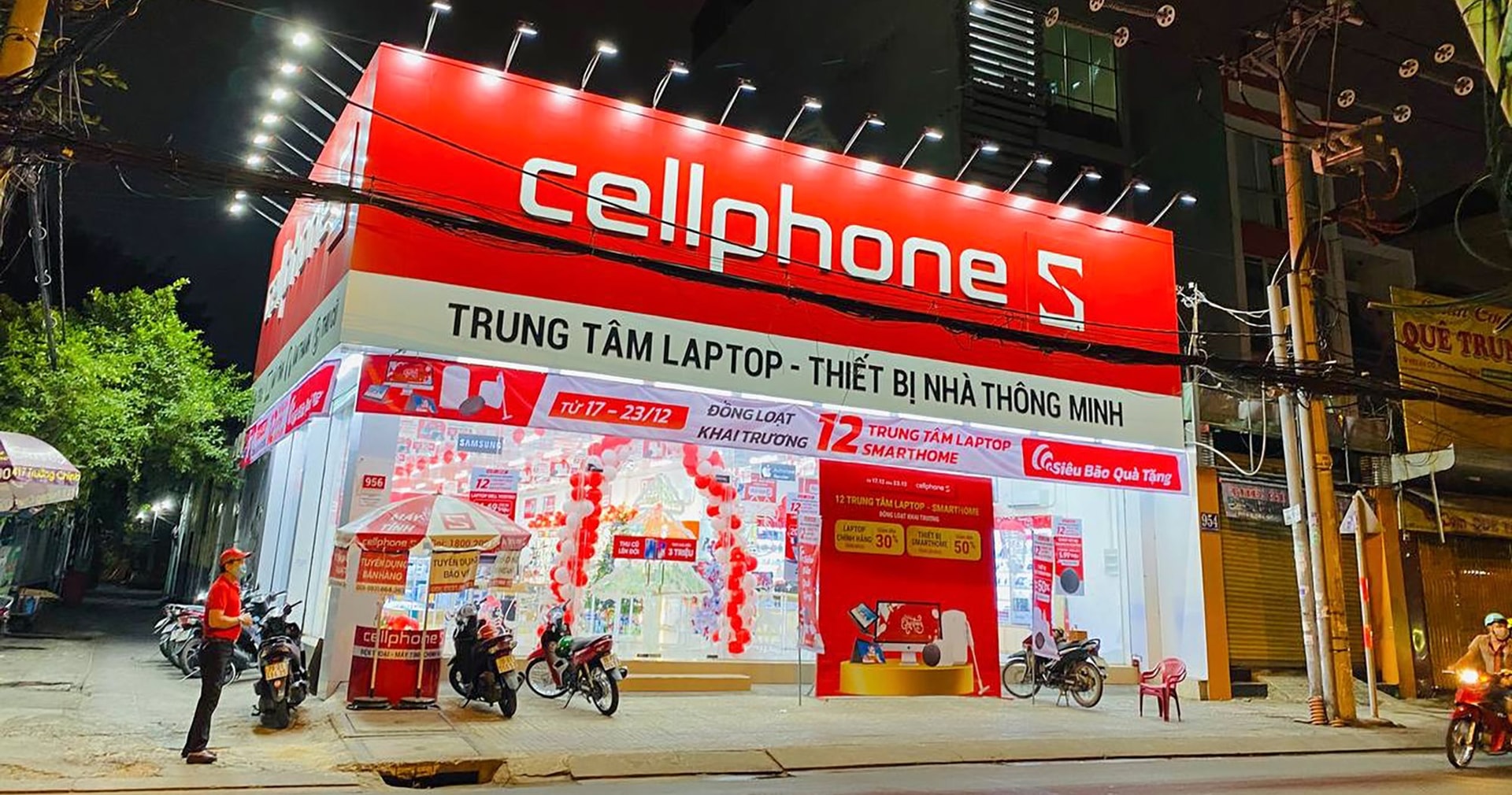 CellphoneS phản hồi vụ nữ TikToker mua iPhone 17 ProMax gây xôn xao - Ảnh 4. CellphoneS phản hồi vụ nữ TikToker mua iPhone 17 ProMax gây xôn xao - Ảnh 4.