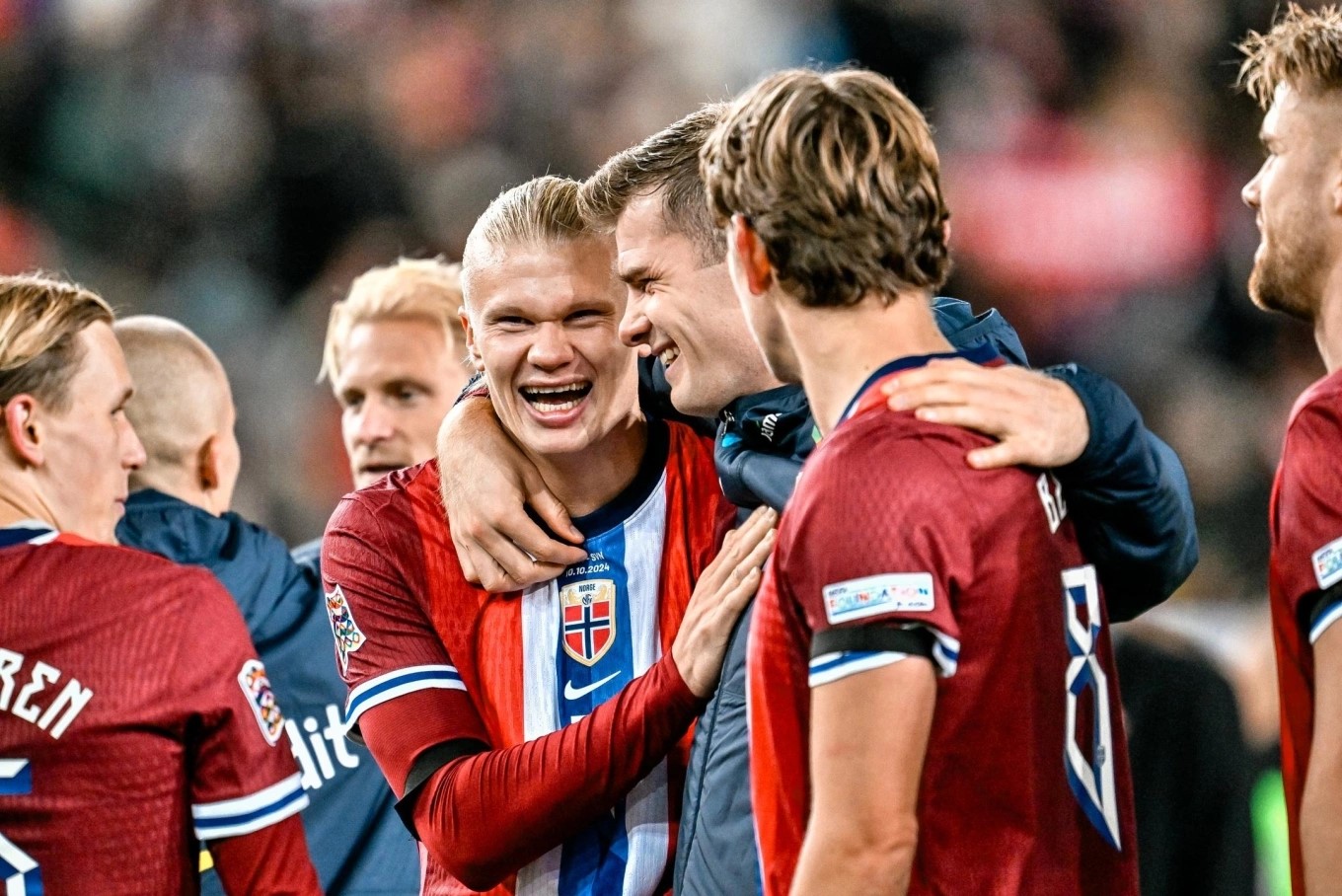 Tuyển Na Uy ship 1 tấn thực phẩm và 1 căn bếp riêng tới World Cup 2026 vì không tin vào dinh dưỡng đồ ăn Mỹ - Ảnh 2. Tuyển Na Uy ship 1 tấn thực phẩm và 1 căn bếp riêng tới World Cup 2026 vì không tin vào dinh dưỡng đồ ăn Mỹ - Ảnh 2.