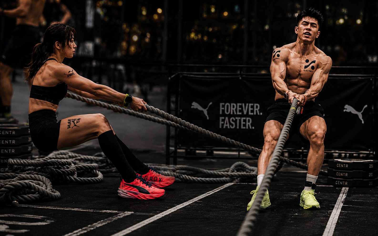 Vượt qua khủng hoảng tuổi trung niên bằng "nỗi đau thể xác": Tại sao đàn ông ngoài 35 đột nhiên lao vào các hoạt động thử thách sức mạnh và ý chí? - Ảnh 3.