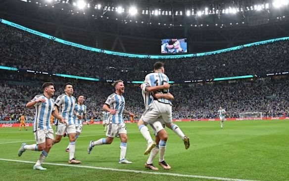 Cỗ máy kiếm tiền FIFA 2026 và những tranh cãi xung quanh nguồn thu khổng lồ - Ảnh 2. Cỗ máy kiếm tiền FIFA 2026 và những tranh cãi xung quanh nguồn thu khổng lồ - Ảnh 2.