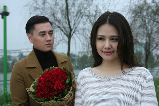 Mỹ nhân Việt cưới TGĐ khu nghỉ dưỡng phức hợp Đà Nẵng: Không nhận tiền mừng, diện mạo chú rể "kín như bưng"- Ảnh 1.