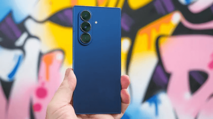 Galaxy Z Fold 8 sắp ra mắt với cấu hình ấn tượng nhưng thiếu tính năng Privacy Display - Ảnh 2. Galaxy Z Fold 8 sắp ra mắt với cấu hình ấn tượng nhưng thiếu tính năng Privacy Display - Ảnh 2.