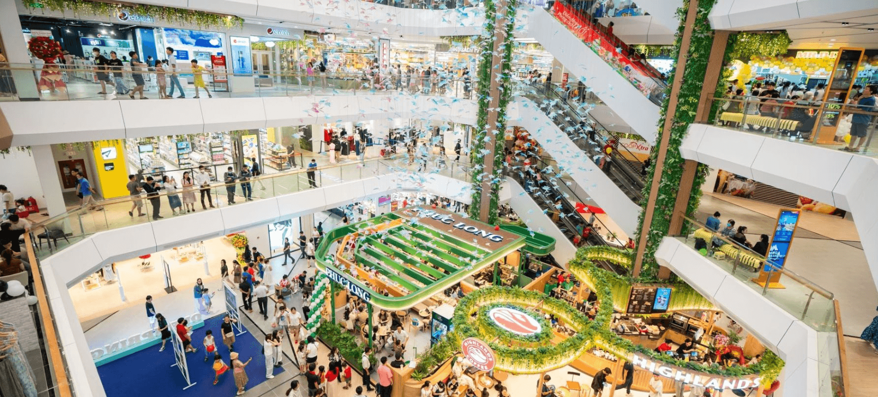 Trải nghiệm công nghệ tại trung tâm thương mại năm 2026: Không chỉ mua sắm - Ảnh 2. Trải nghiệm công nghệ tại trung tâm thương mại năm 2026: Không chỉ mua sắm - Ảnh 2.