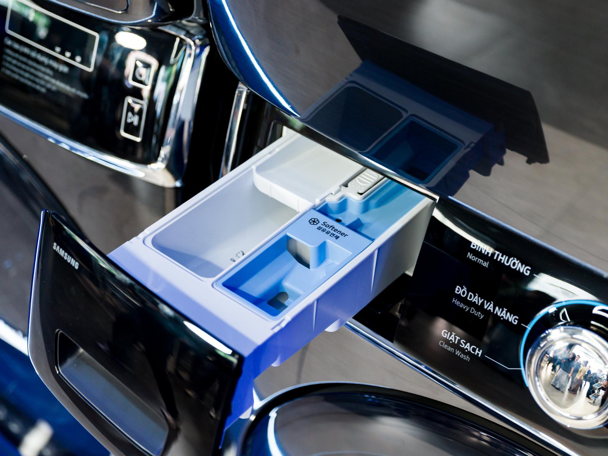 Samsung ra mắt máy giặt sấy thương mại, bước vào cuộc đua hiệu quả vận hành - Ảnh 9. Samsung ra mắt máy giặt sấy thương mại, bước vào cuộc đua hiệu quả vận hành - Ảnh 9.
