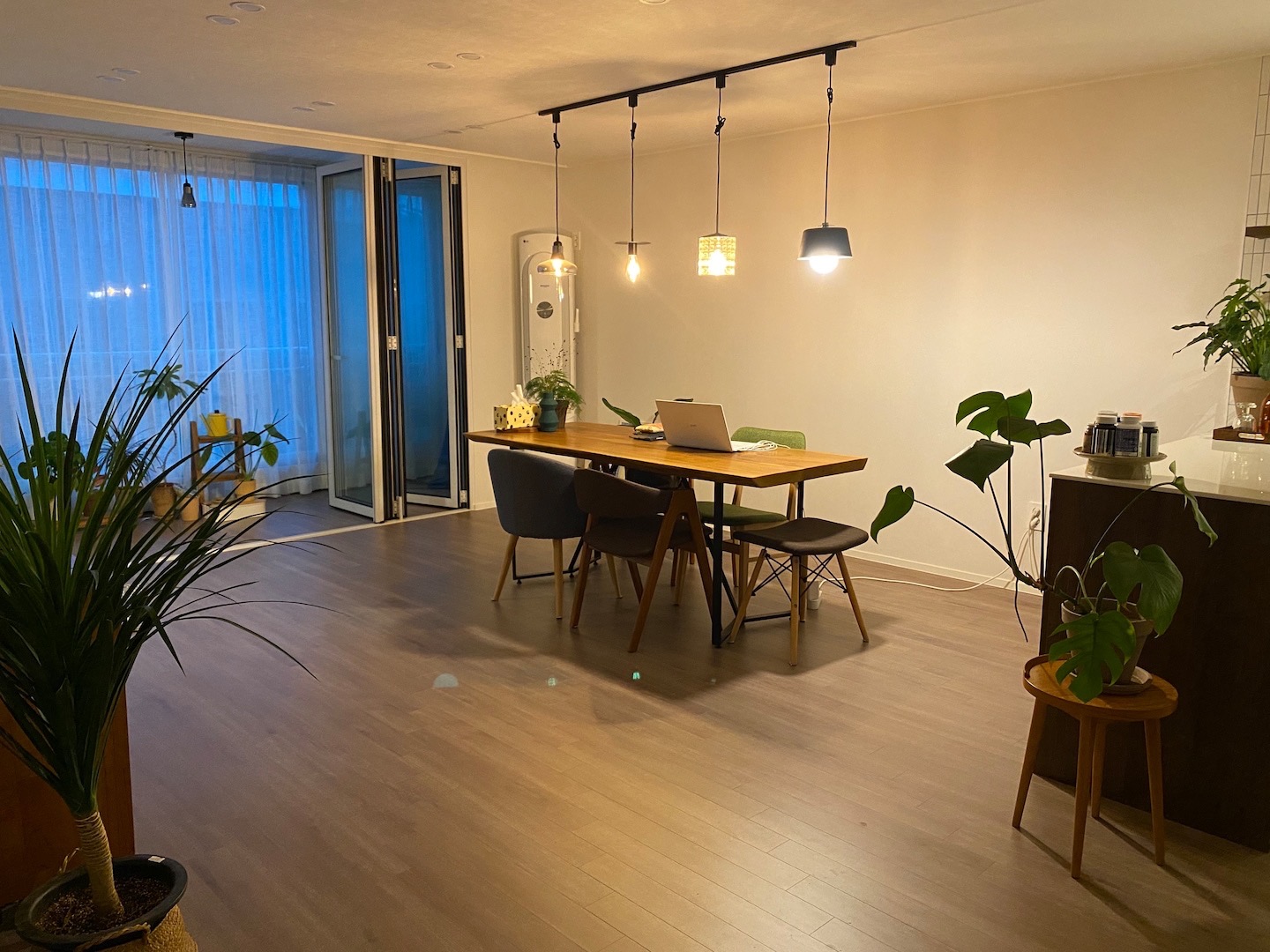 Ở tuổi 36, cô gái chọn sống như một “bà cụ thanh thản”: Công việc đã quá mệt, nhà cửa nhất định phải thật đơn giản- Ảnh 4.