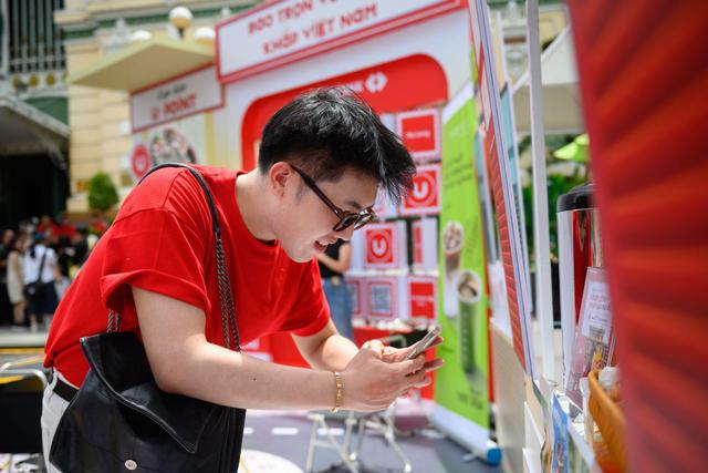 Một ngày trải nghiệm Techcombank OneU tại Bưu điện TP. Hồ Chí Minh - Ảnh 3. Một ngày trải nghiệm Techcombank OneU tại Bưu điện TP. Hồ Chí Minh - Ảnh 3.