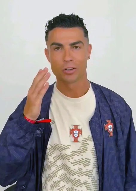 Cristiano Ronaldo và lời hứa đặc biệt với cậu bé mất cả gia đình, phải cắt cụt một chân sau động đất ở Venezuela - Ảnh 5. Cristiano Ronaldo và lời hứa đặc biệt với cậu bé mất cả gia đình, phải cắt cụt một chân sau động đất ở Venezuela - Ảnh 5.