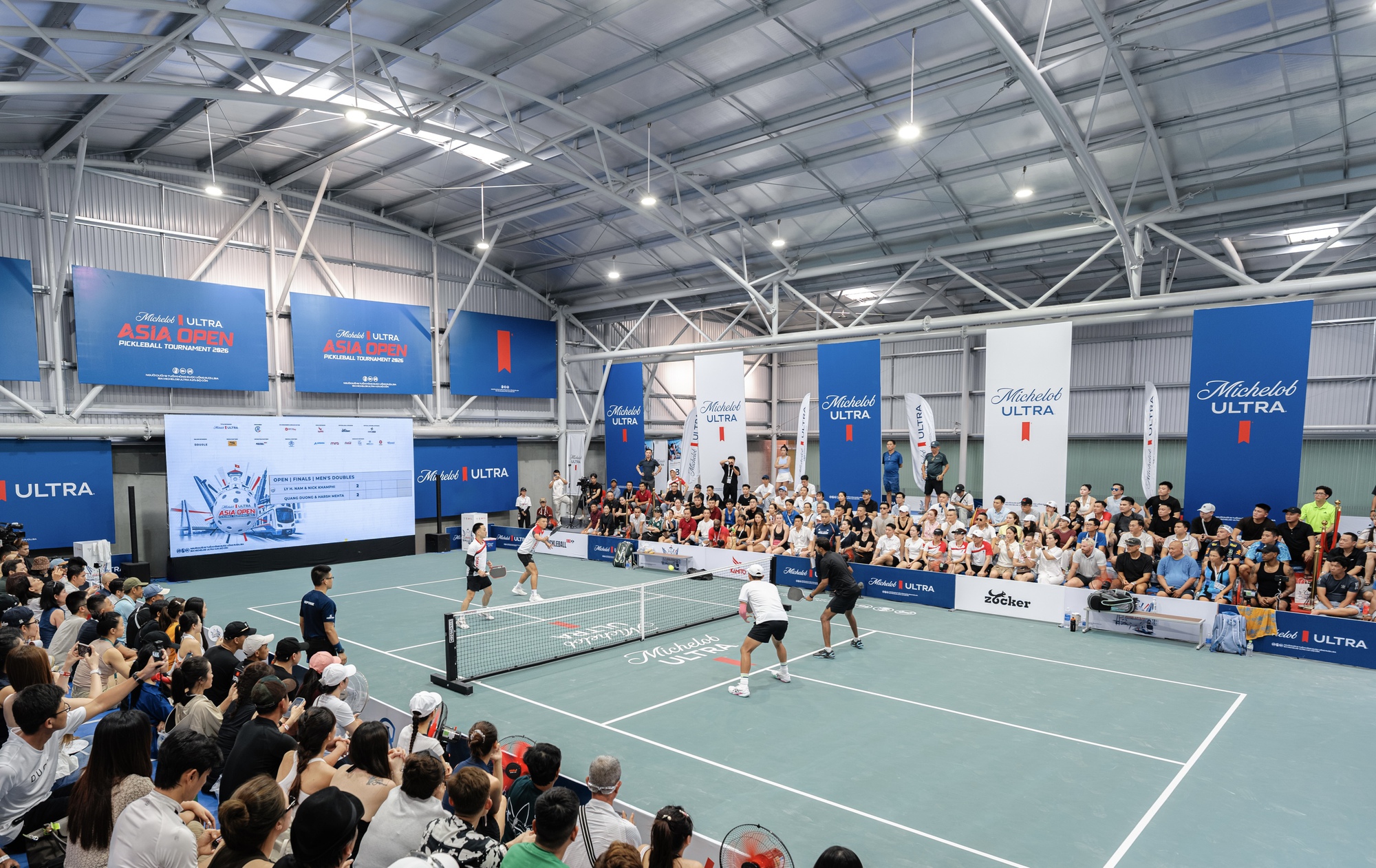 Michelob ULTRA khuấy động khoảnh khắc kết nối cùng Giải Pickleball Châu Á Mở rộng 2026 - Ảnh 2. Michelob ULTRA khuấy động khoảnh khắc kết nối cùng Giải Pickleball Châu Á Mở rộng 2026 - Ảnh 2.