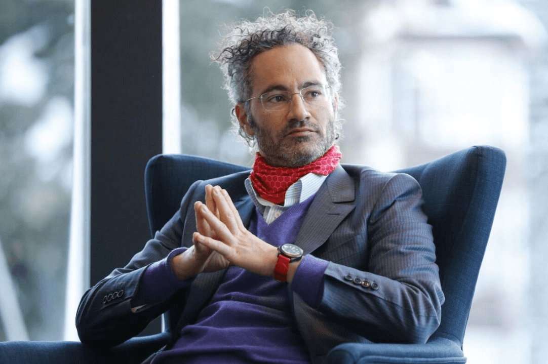 CEO Palantir Alex Karp và triết lý sống không lái xe độc đáo trong giới công nghệ - Ảnh 1.