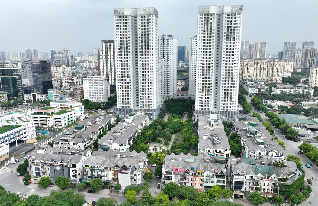 Lần đầu tiên sau 4 năm, giá chung cư thứ cấp Hà Nội giảm - Ảnh 1.