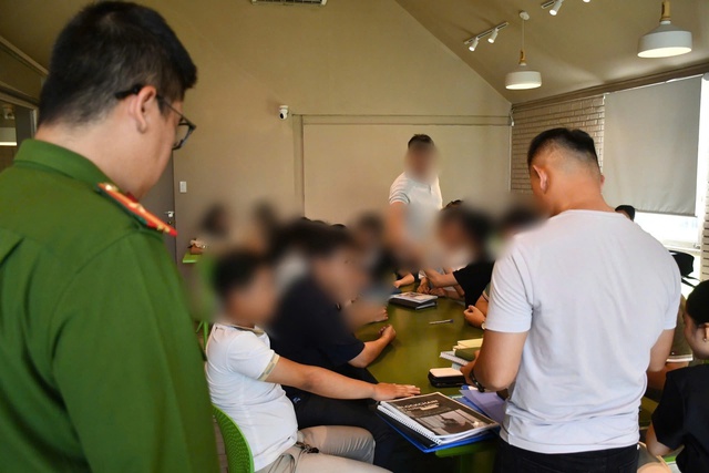 Công an đồng loạt triệu tập 86 người, bắt 'kẻ đầu sỏ' Nguyễn Văn Được SN 1993 liên quan hàng trăm tỷ đồng - Ảnh 4.